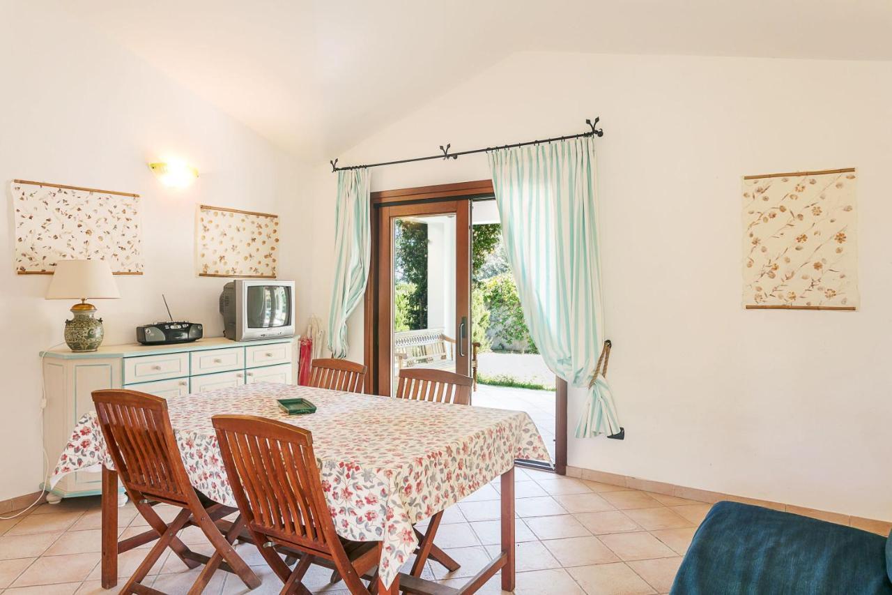 Villa Bol 2 à San Teodoro  Extérieur photo